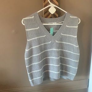 Aster sweater vest